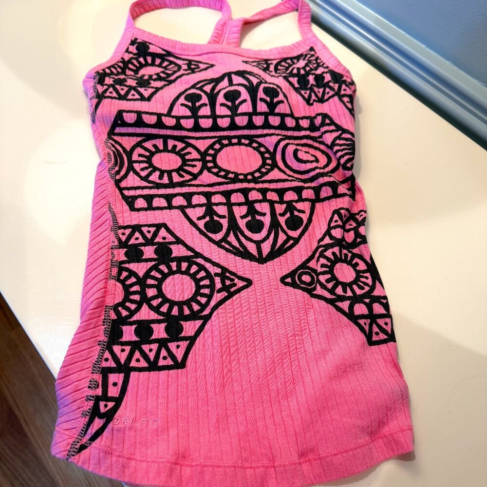NIke Dry Git sports top with built in bra XS Pink Ribbed